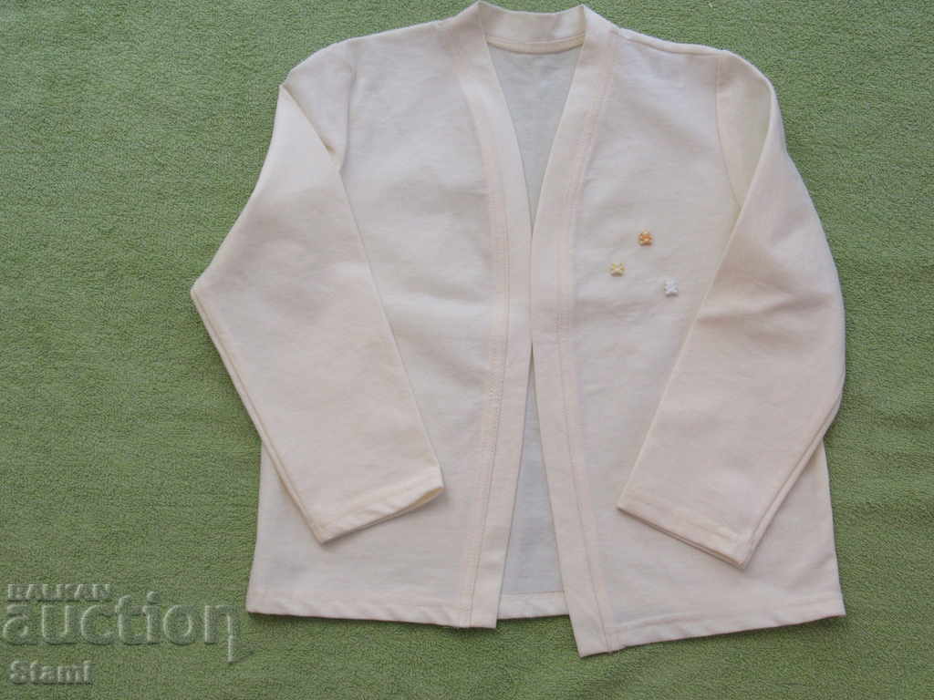 Delivery of Set for a girl of 2 parts vest and blouse, size 104 Delivery of Set for a girl of 2 parts vest and blouse, size 104