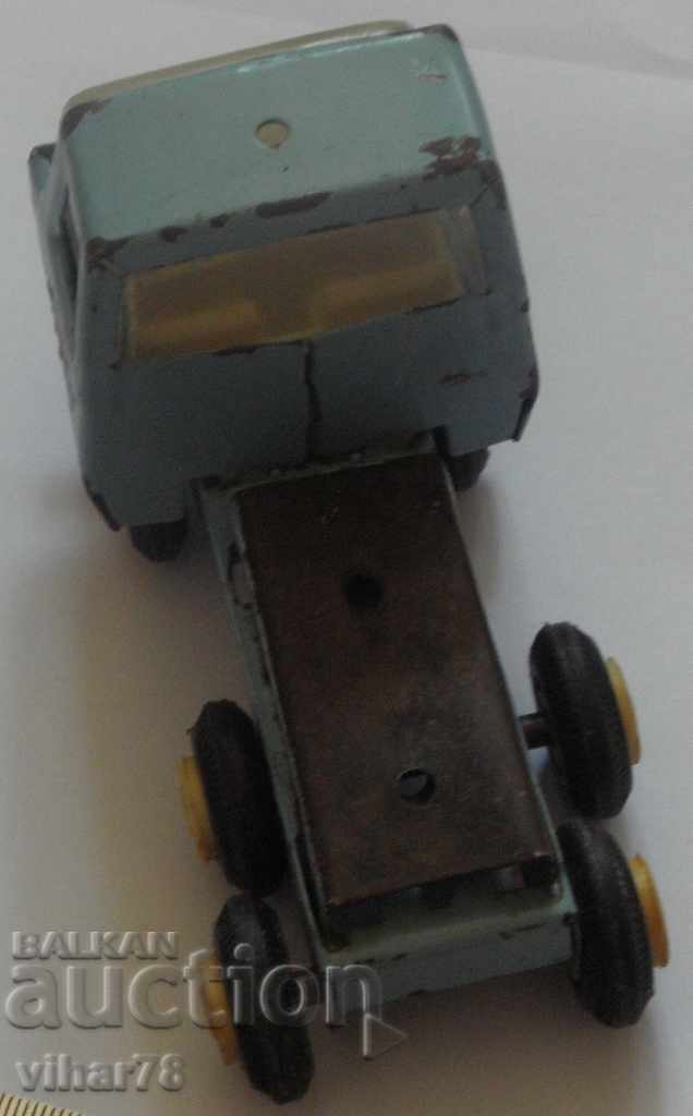 sheet metal toy-TRUCK - 5