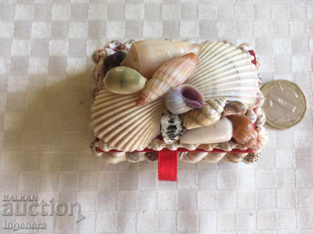 Auction JEWELRY BOX Auction JEWELRY BOX