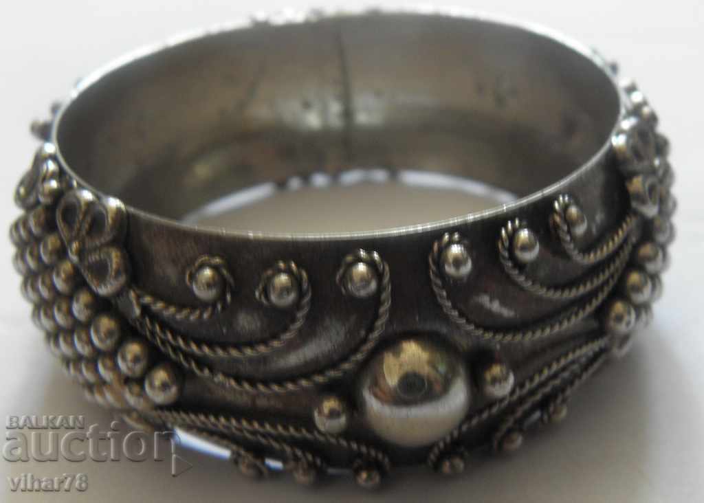 brățară cu preț 24.99 BGN | € 12.78