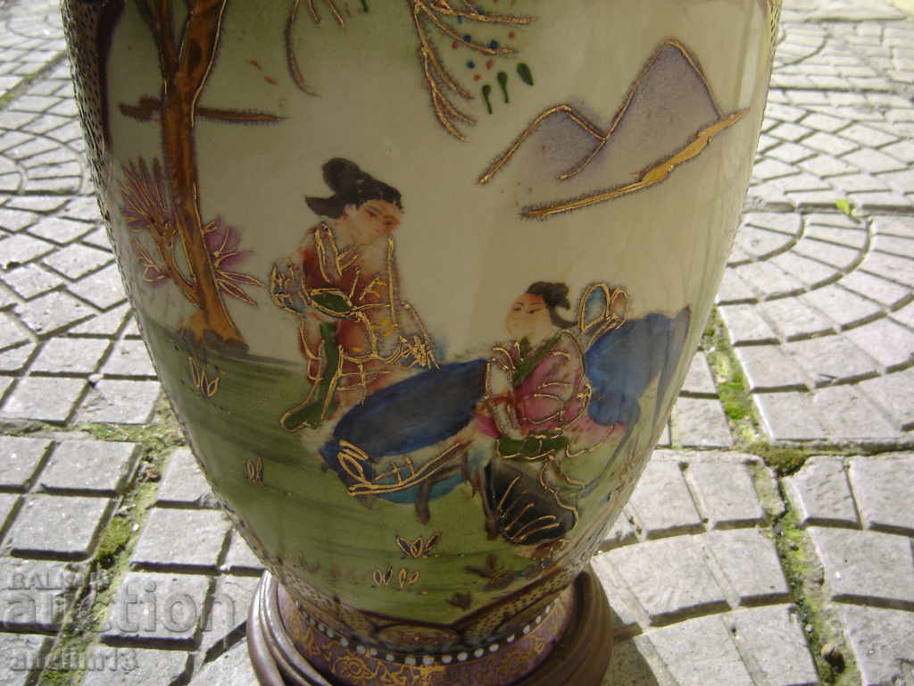 OLD HAND DRAWED PORCELAIN night lamp with price 149.00 BGN | € 76.18 OLD HAND DRAWED PORCELAIN night lamp with price 149.00 BGN | € 76.18