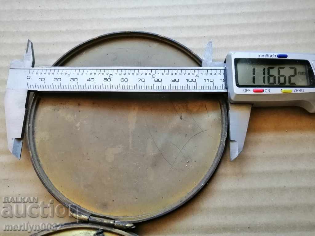 Аукцион Бронзов венец без стъкло с капак от каминен часовник 19ти в Аукцион Бронзов венец без стъкло с капак от каминен часовник 19ти в