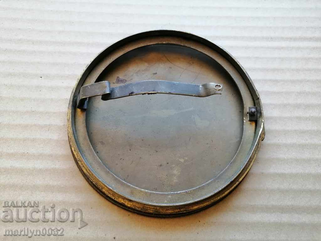 Доставка на Бронзов венец без стъкло с капак от каминен часовник 19ти в Доставка на Бронзов венец без стъкло с капак от каминен часовник 19ти в