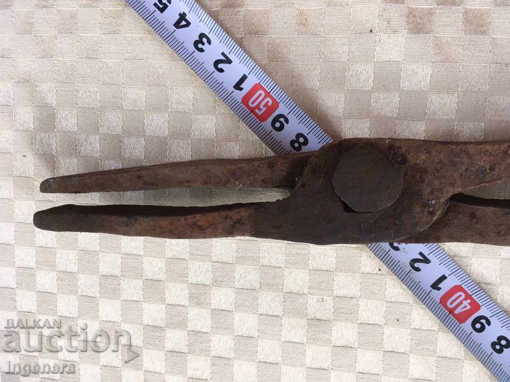 PLIERS A HUGE FORGED ANCIENT TOOL - 5 PLIERS A HUGE FORGED ANCIENT TOOL - 5