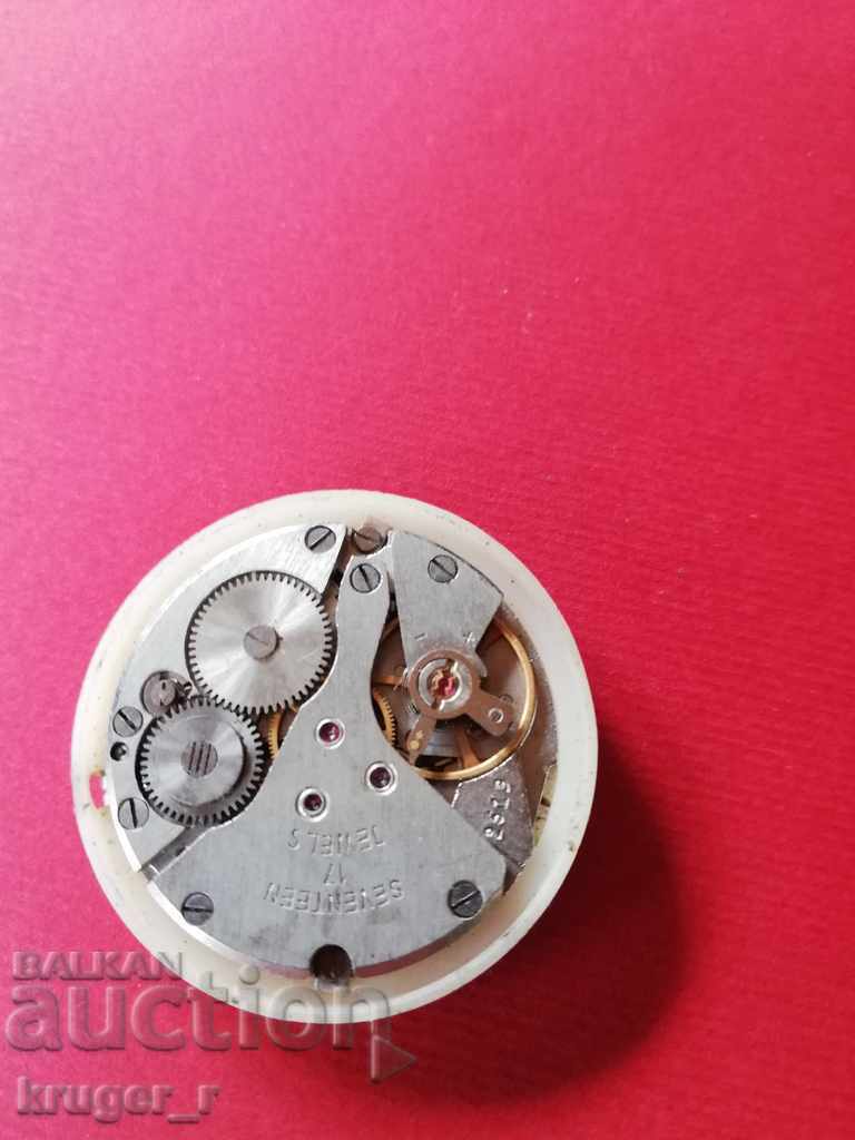 Παράδοση Μηχανή από την Poljot Παράδοση Μηχανή από την Poljot