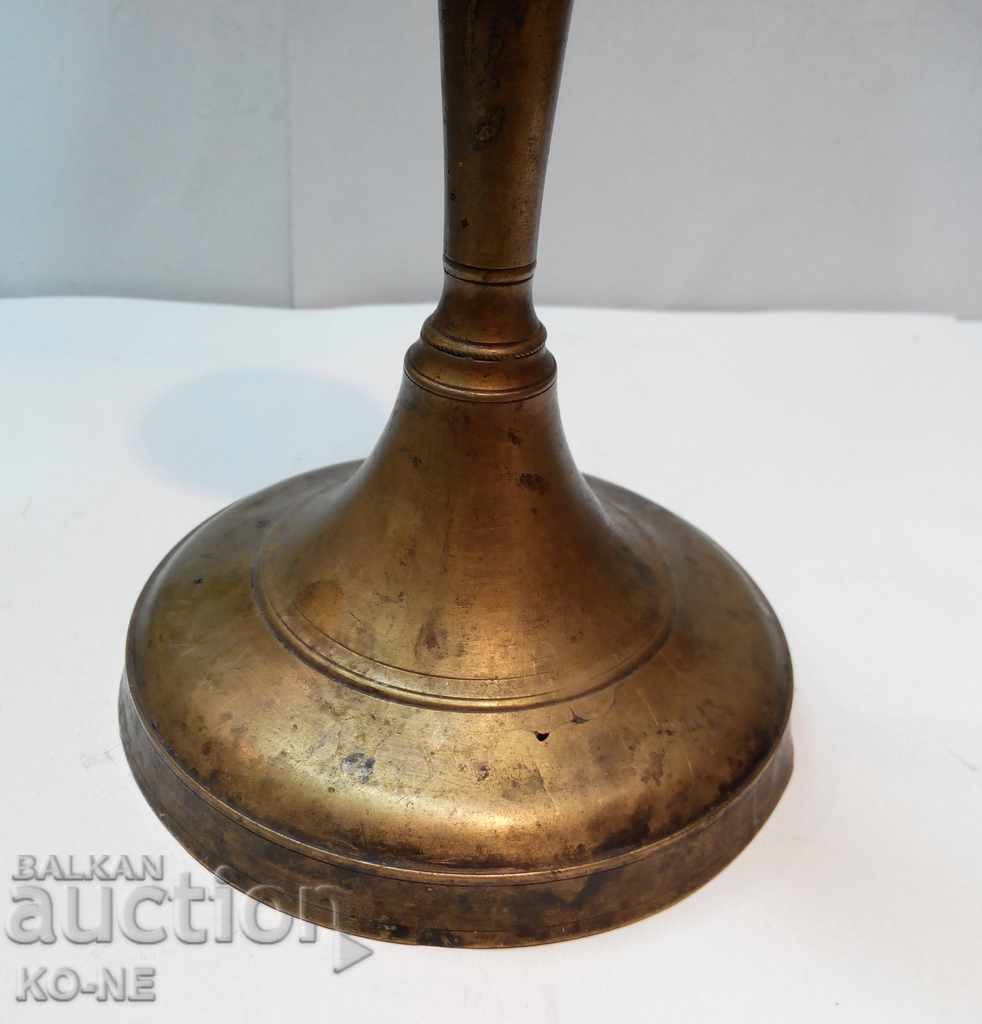 Bronze candlestick - 6 Bronze candlestick - 6