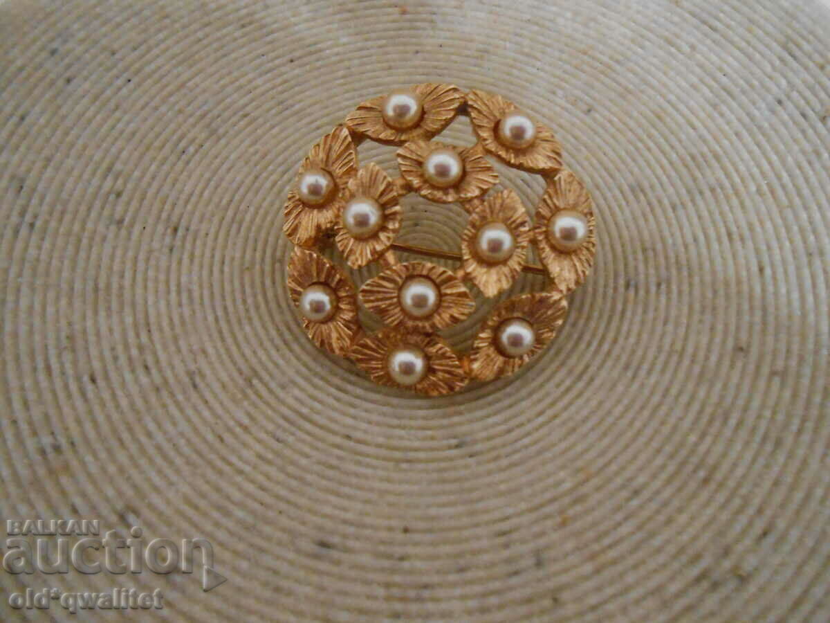 BROOCH very interesting and beautiful - 7 BROOCH very interesting and beautiful - 7