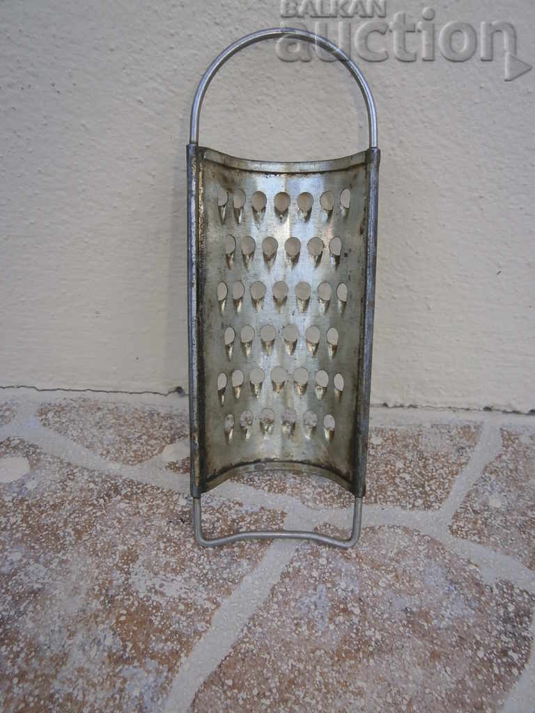 Auction mini grater vintage home appliance Auction mini grater vintage home appliance