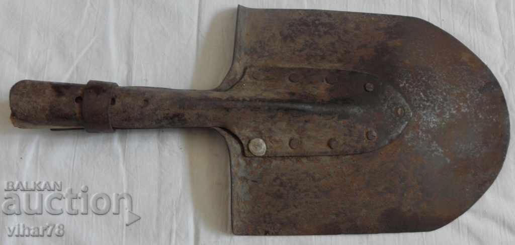 Auction Military shovel Auction Military shovel