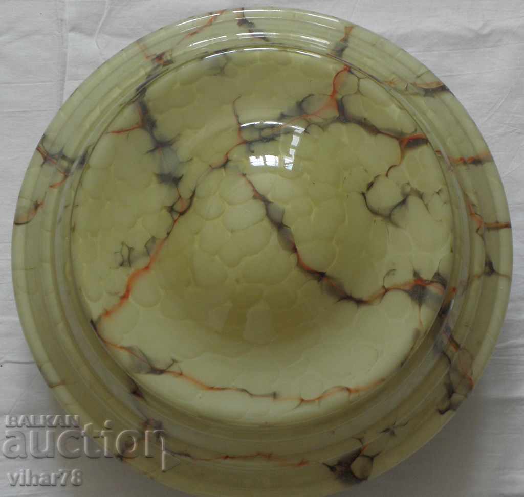 Candelabru Art Deco cu preț 149.99 BGN | € 76.69 Candelabru Art Deco cu preț 149.99 BGN | € 76.69