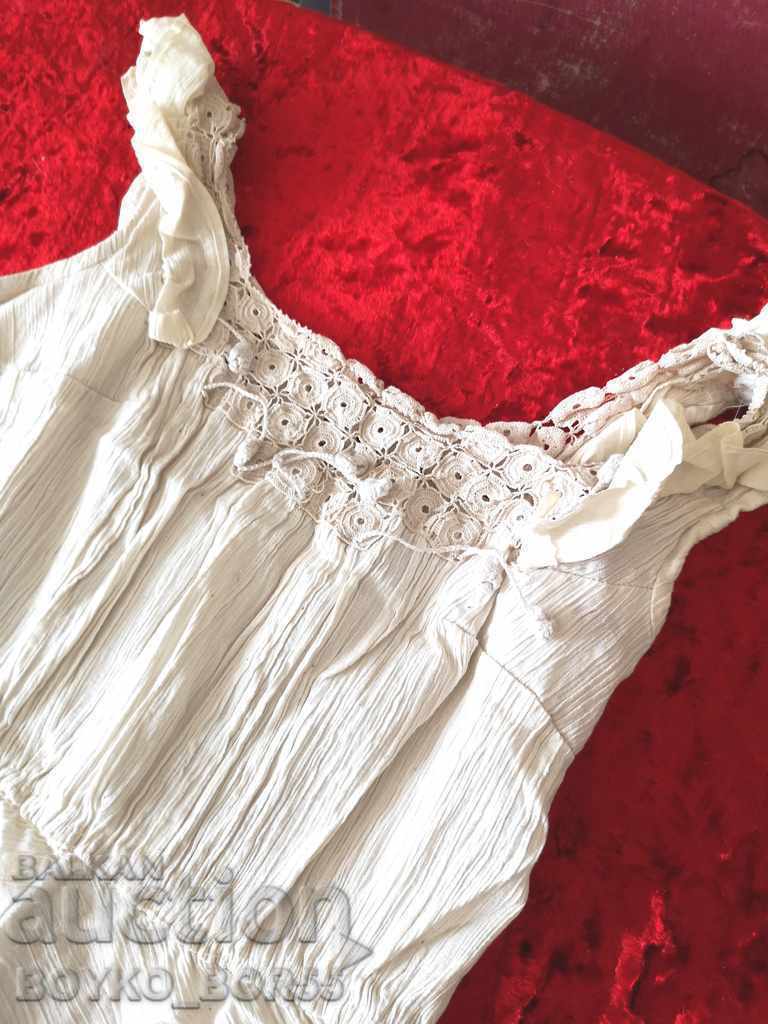 Δημοπρασία Αυθεντικό γυναικείο φόρεμα αντίκες (2) από τη δεκαετία του '30 του 20ού αιώνα Δημοπρασία Αυθεντικό γυναικείο φόρεμα αντίκες (2) από τη δεκαετία του '30 του 20ού αιώνα