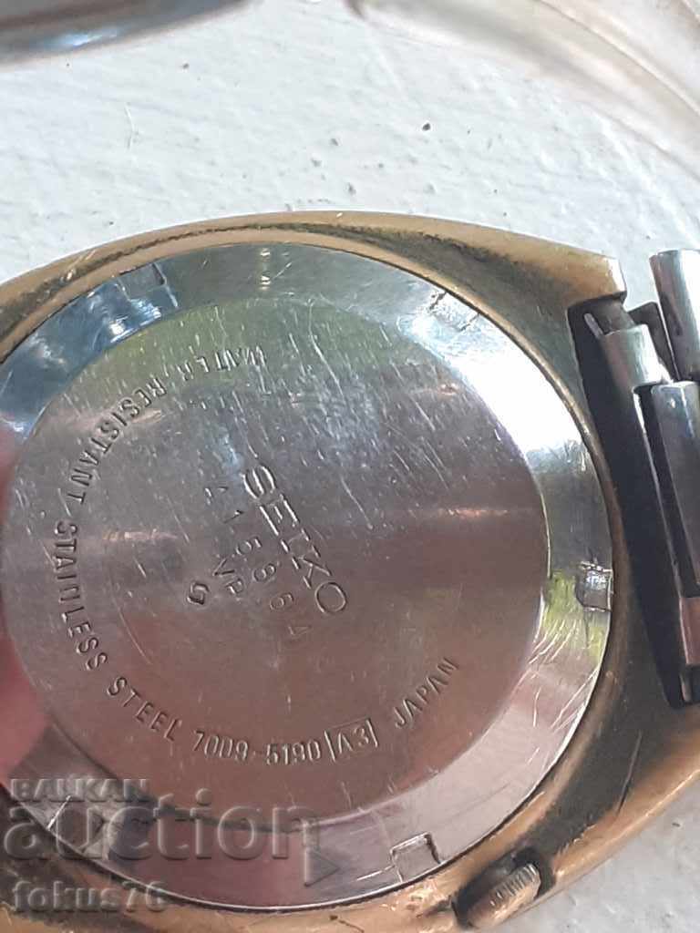 Delivery of SEIKO 5 AUTOMATIC TV COLLECTIBLE WATCH Delivery of SEIKO 5 AUTOMATIC TV COLLECTIBLE WATCH