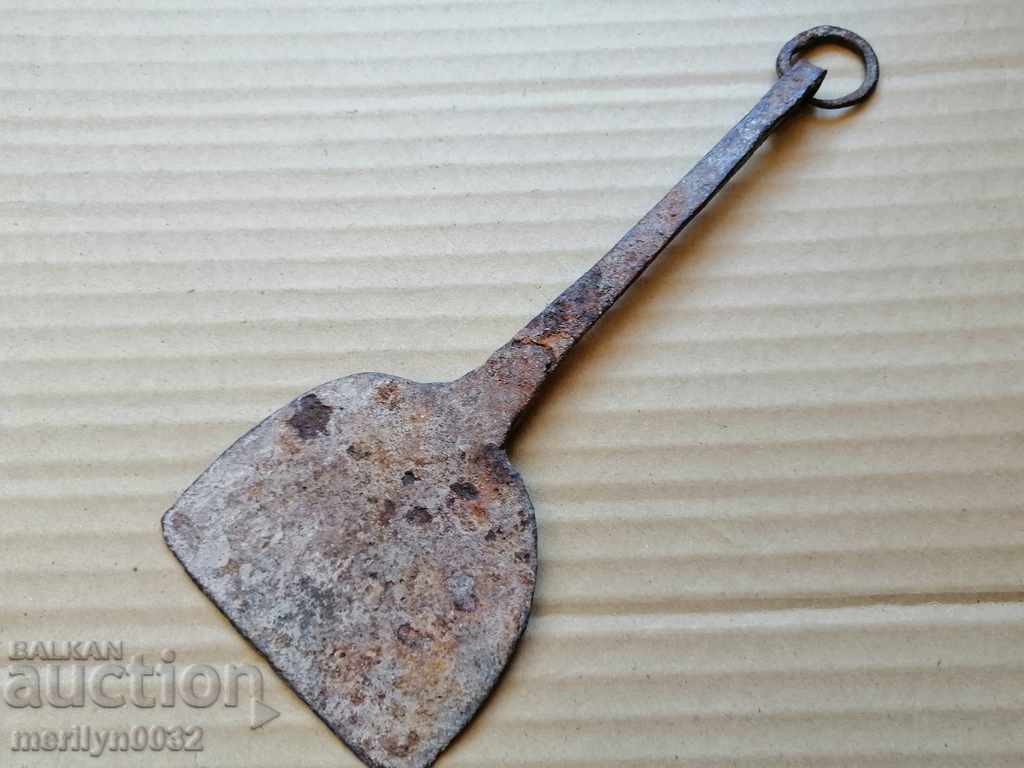 Old forged scabbard, gingerbread, gingerbread, bruises with price 28.00 BGN | € 14.32 Old forged scabbard, gingerbread, gingerbread, bruises with price 28.00 BGN | € 14.32