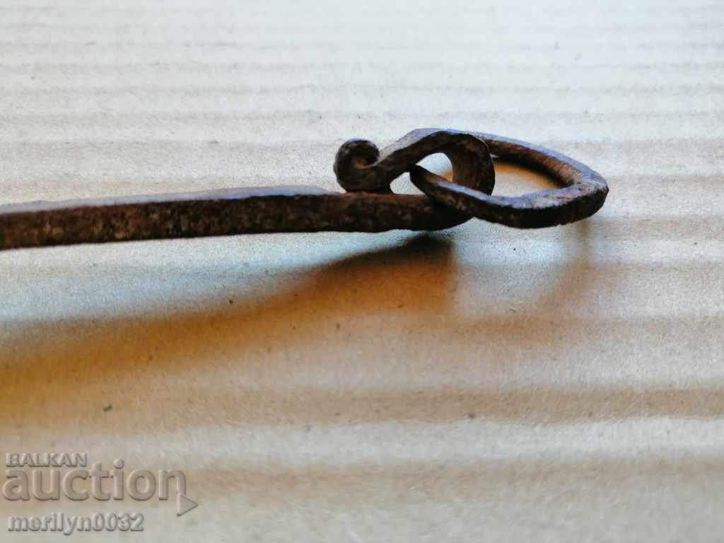 Auction Old forged scabbard, gingerbread, gingerbread, bruises Auction Old forged scabbard, gingerbread, gingerbread, bruises