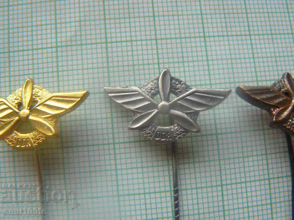 Auction  Badges Gold Silver Bronze completed course Aviation Club GDR