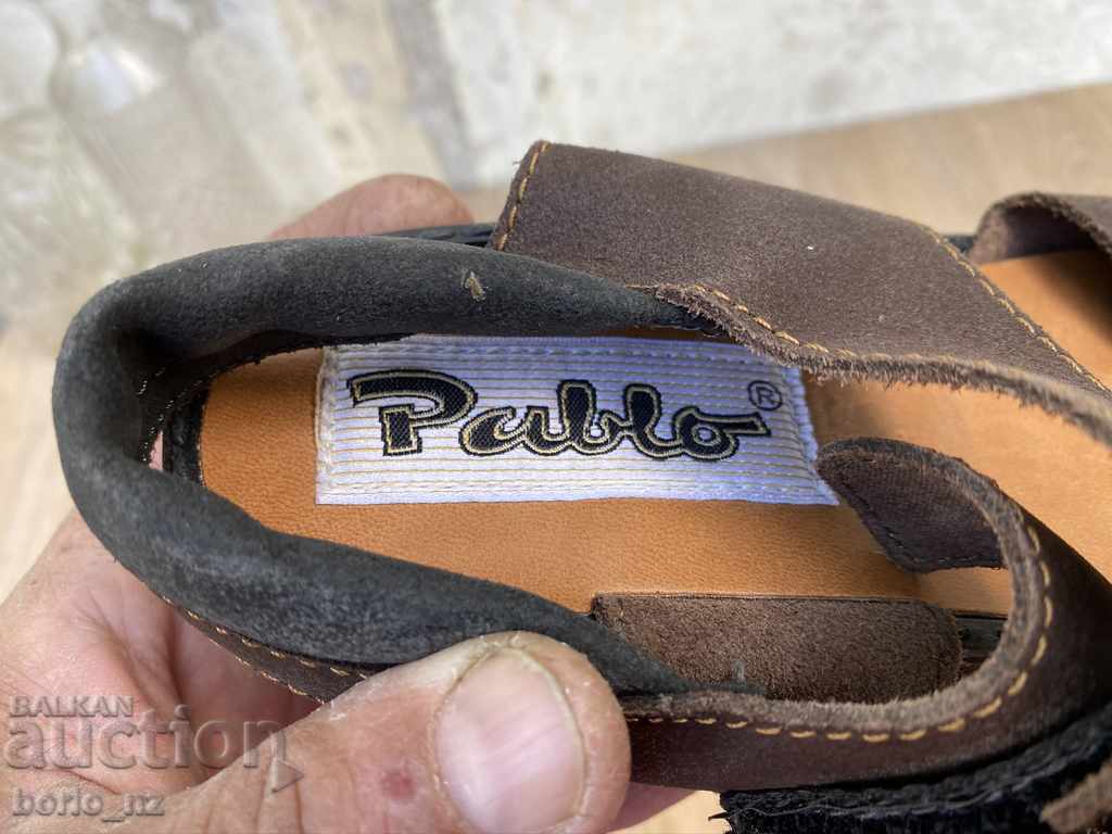 Licitație 10329. SANDALE DE PIELE COPII VECHI NEUTILIZATE FRANȚA