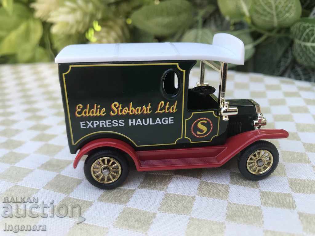 ΜΟΝΤΕΛΟ / ΠΑΙΧΝΙΔΙ / ΤΡΟΛΕΙΑ - RETRO CAR με τιμή 16.00 BGN | € 8.18 ΜΟΝΤΕΛΟ / ΠΑΙΧΝΙΔΙ / ΤΡΟΛΕΙΑ - RETRO CAR με τιμή 16.00 BGN | € 8.18