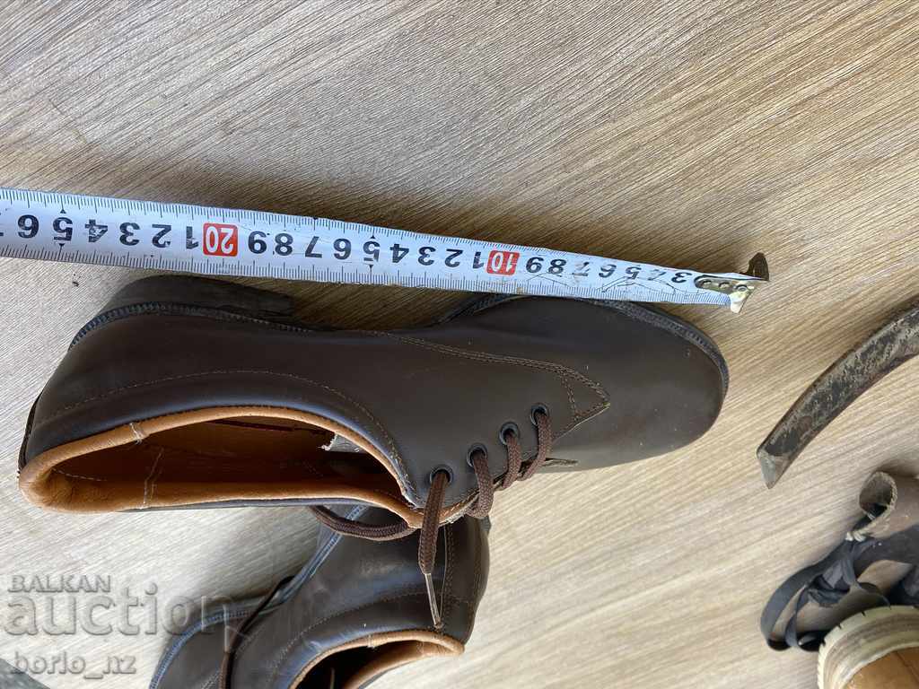 10336. OLD LEATHER SHOES UNUSED - 6 10336. OLD LEATHER SHOES UNUSED - 6