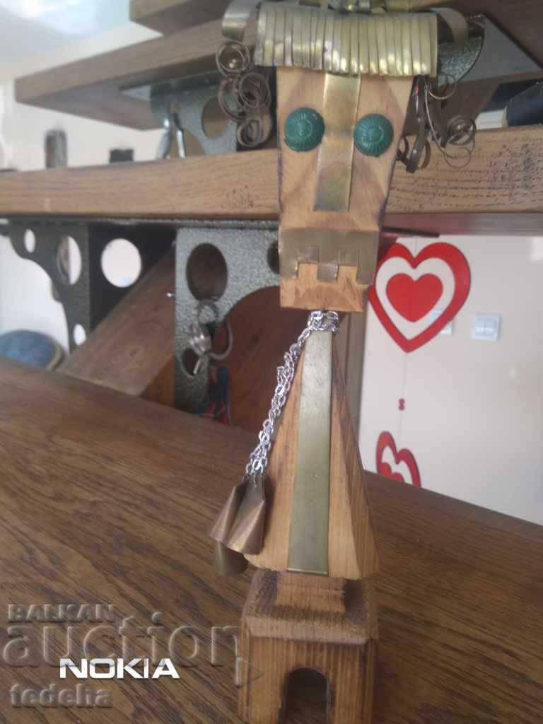 Delivery of WOODEN FIGURE - MUCKER Delivery of WOODEN FIGURE - MUCKER