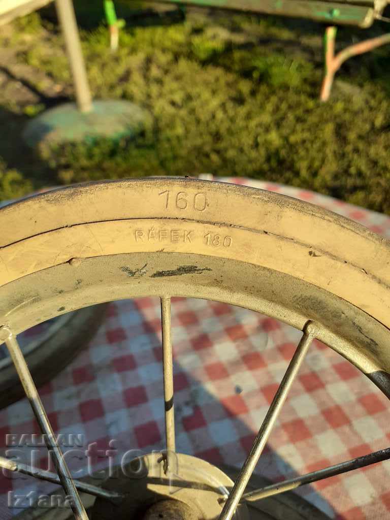 Old tires, wheels - 7