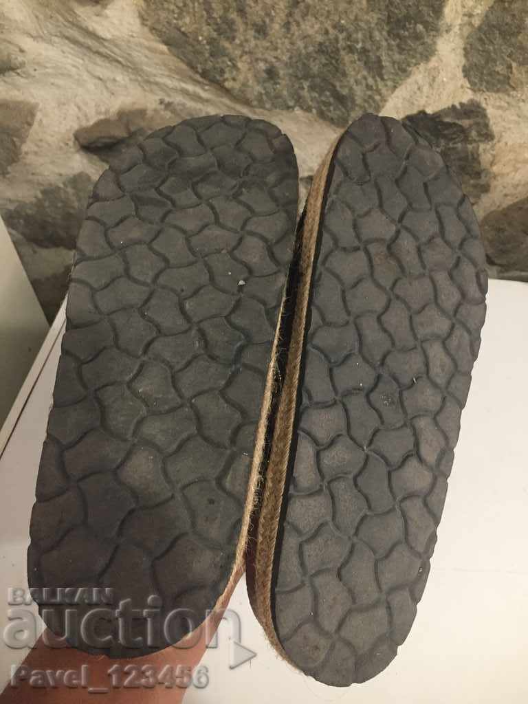 Licitație papuci de damă originali N 40