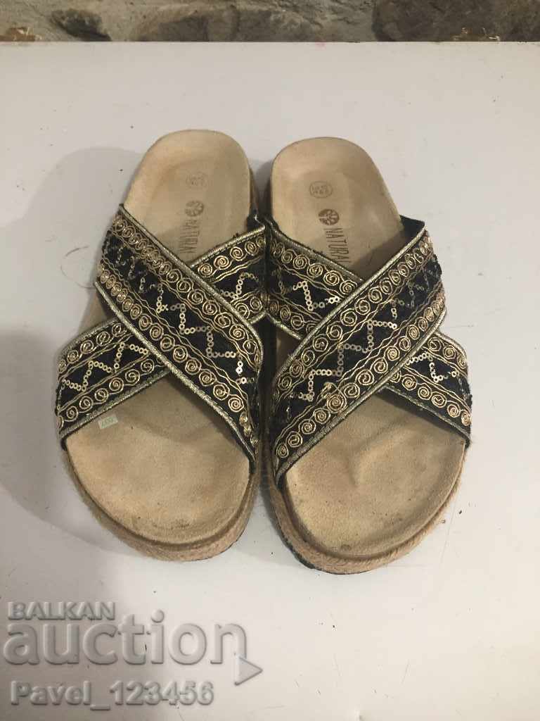 оригинални дамски чехли N 40