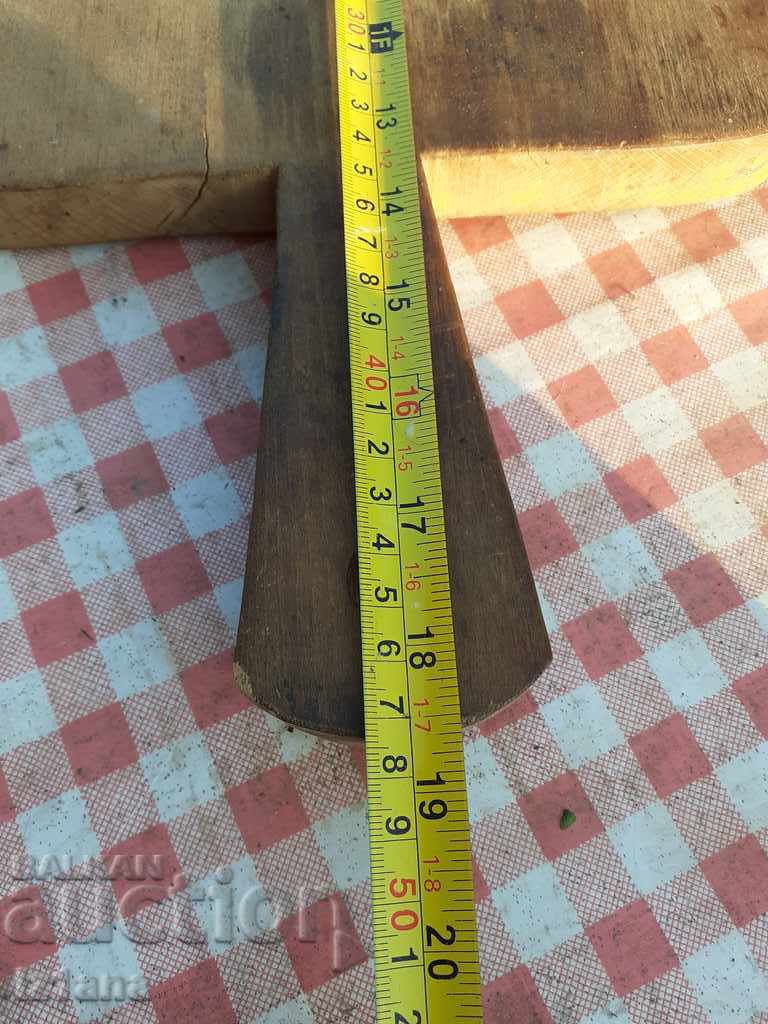 Delivery of Old Cutting Board Delivery of Old Cutting Board