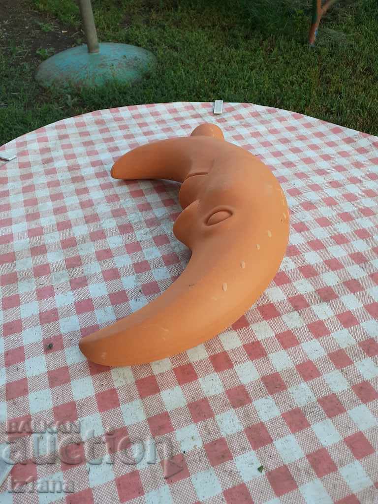 Delivery of Ceramic moon Delivery of Ceramic moon