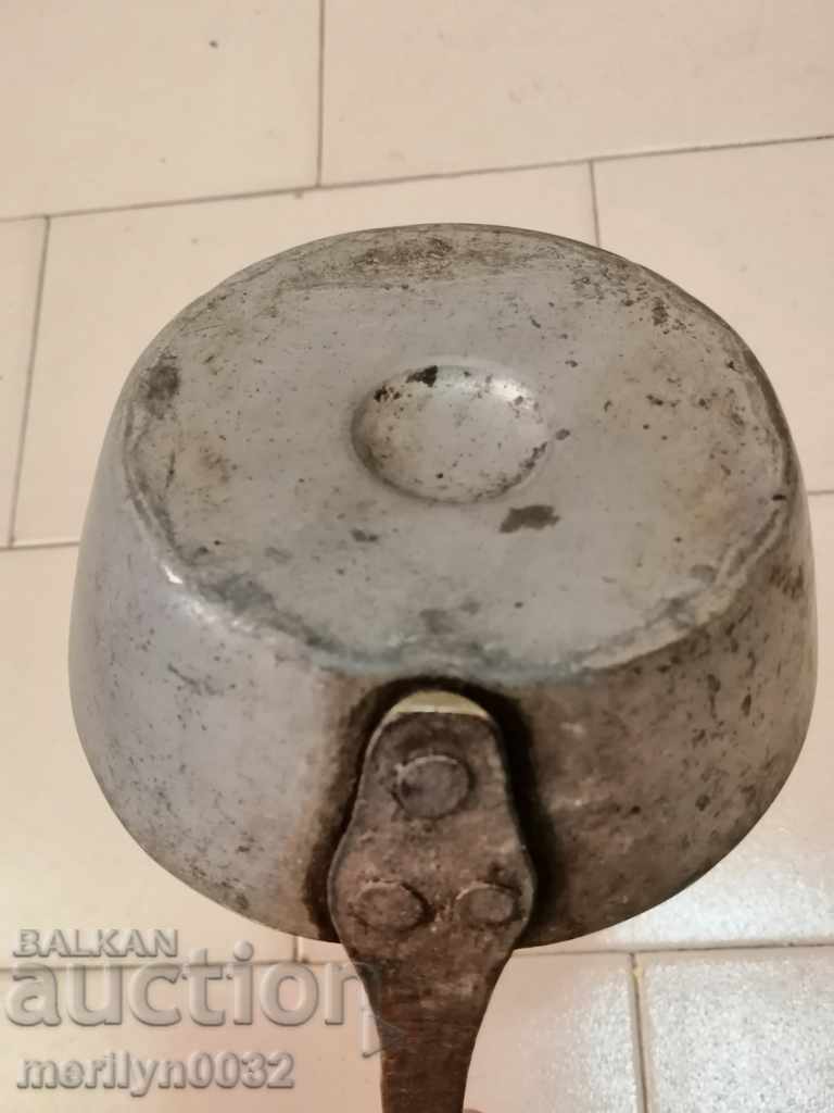 Auction  Revival hand-forged copper ladle - 19th century