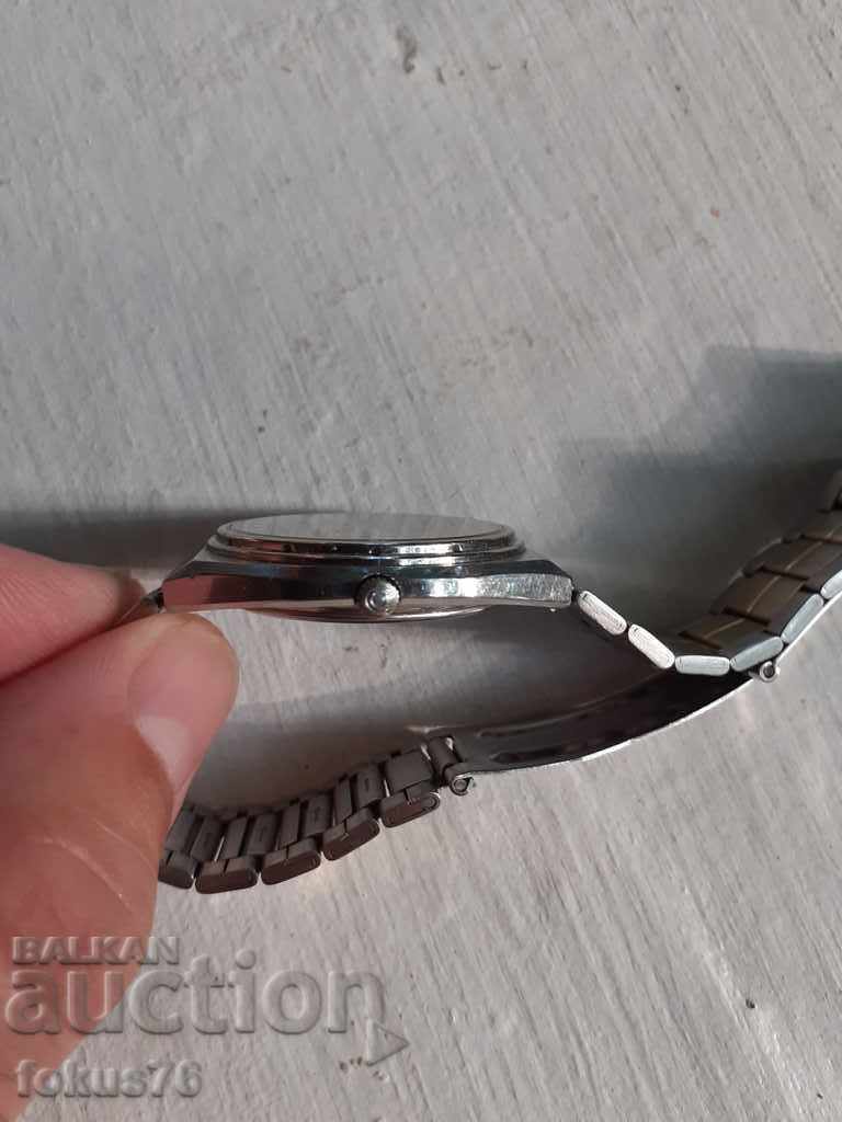 Δημοπρασία Το ρολόι CERTINA ΔΕΝ ΛΕΙΤΟΥΡΓΕΙ ΜΠΑΤΑΡΙΑ Δημοπρασία Το ρολόι CERTINA ΔΕΝ ΛΕΙΤΟΥΡΓΕΙ ΜΠΑΤΑΡΙΑ