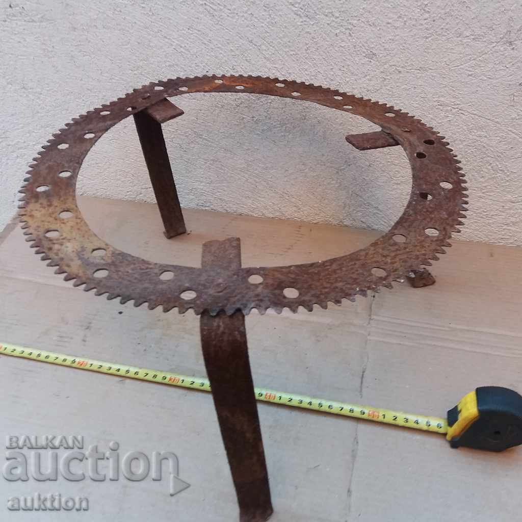 Auction OLD MASSIVE FORGED PYRUSTIA, ZHERAVNA SAZHER Auction OLD MASSIVE FORGED PYRUSTIA, ZHERAVNA SAZHER