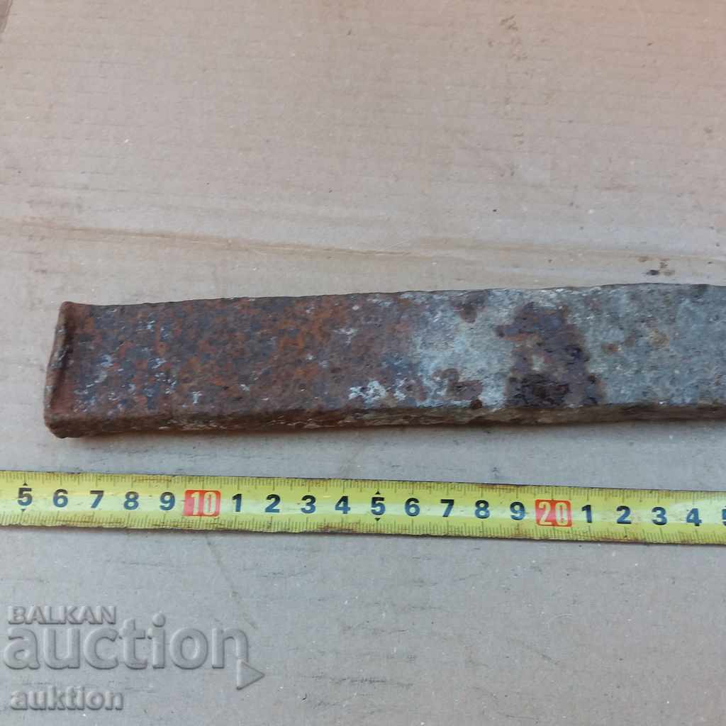 Delivery of OLD MASSIVE FORGED LARGE BUTCHER'S CUTTER, AX AX Delivery of OLD MASSIVE FORGED LARGE BUTCHER'S CUTTER, AX AX