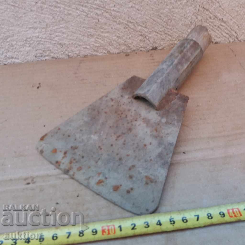 OLD SOLID ROLL, SHOVEL - SOLID IRON - 7 OLD SOLID ROLL, SHOVEL - SOLID IRON - 7