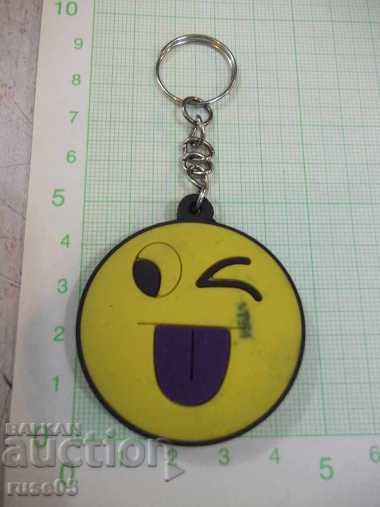 Emoticon keychain with price 3.00 BGN | € 1.53 Emoticon keychain with price 3.00 BGN | € 1.53