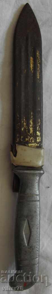 Auction an old knife Auction an old knife