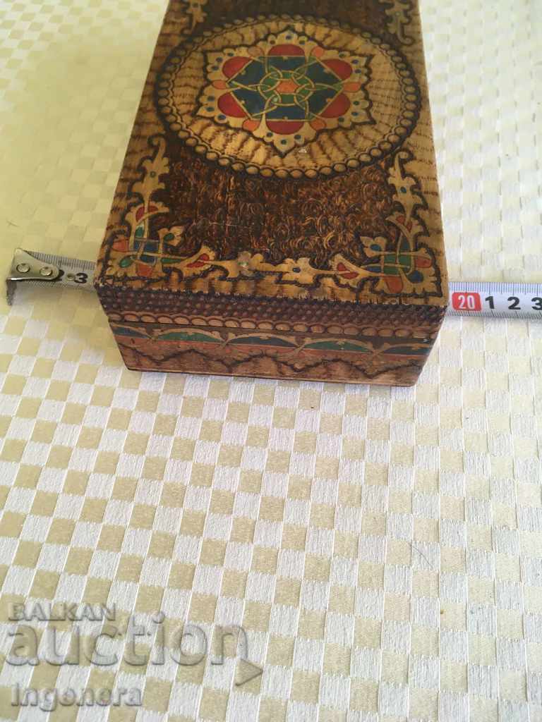 BOX WOOD PAINTED ANCIENT with price 9.00 BGN | € 4.60 BOX WOOD PAINTED ANCIENT with price 9.00 BGN | € 4.60