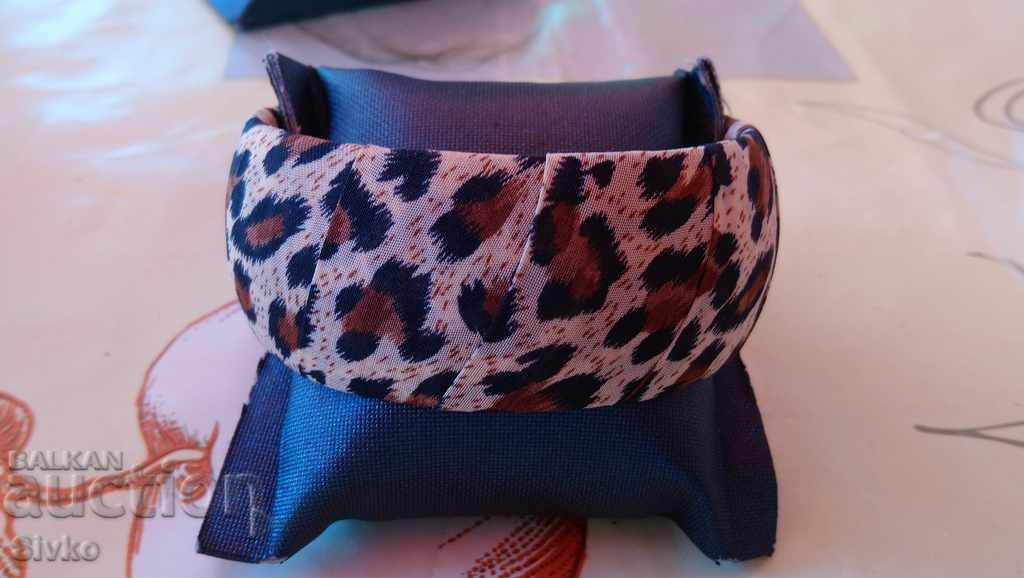 Christmas discount Bracelet imitation leopard skin