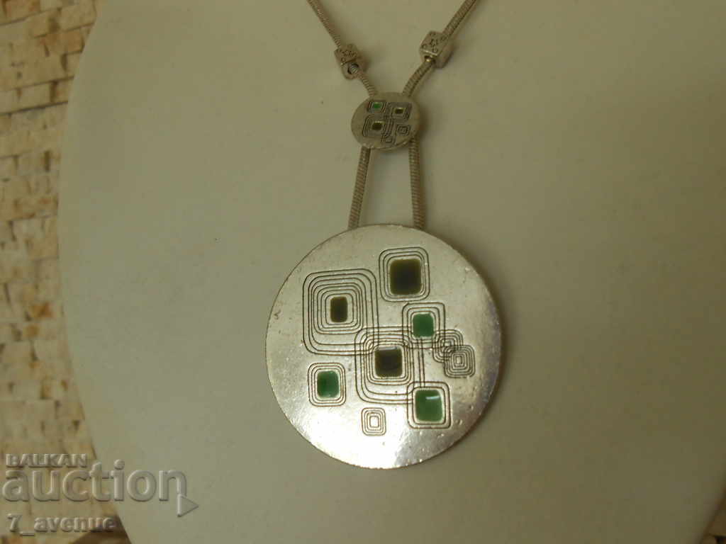 Delivery of Necklace, beautiful, branded, abstract 13.9.2020
