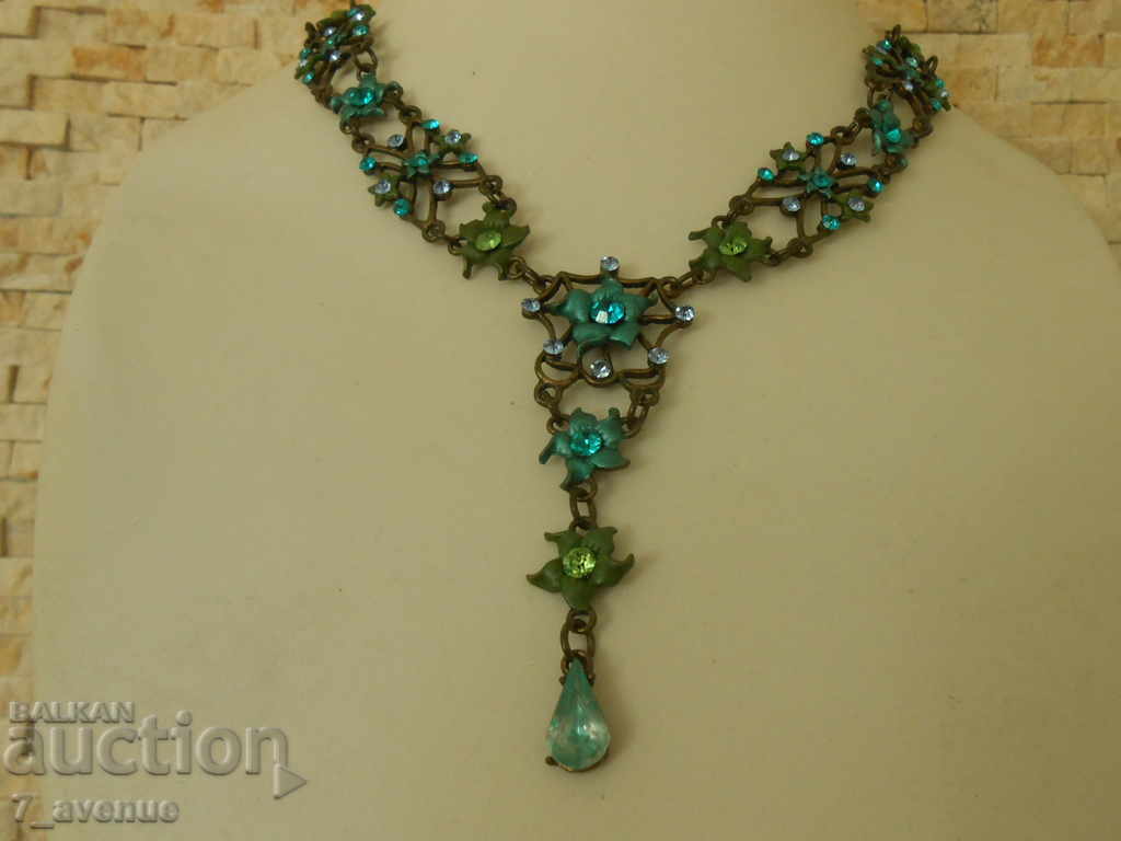 Delivery of Color attractive super fresh NECKLACE, 13.9.2020 Delivery of Color attractive super fresh NECKLACE, 13.9.2020