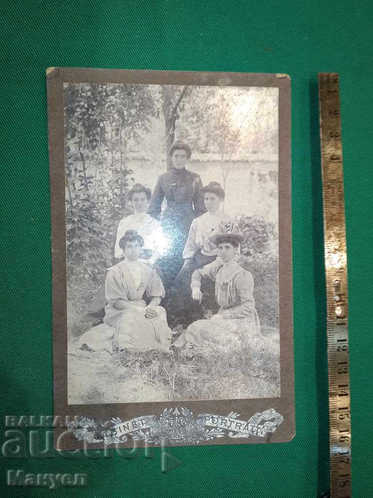 I am selling an old cabinet photo - cardboard.RRR with price 7.90 BGN | € 4.04 I am selling an old cabinet photo - cardboard.RRR with price 7.90 BGN | € 4.04