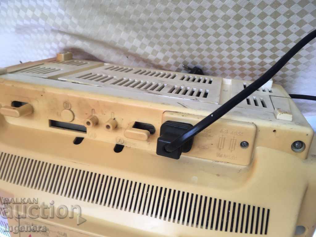 Παράδοση TV YOUTH 402 V Παράδοση TV YOUTH 402 V