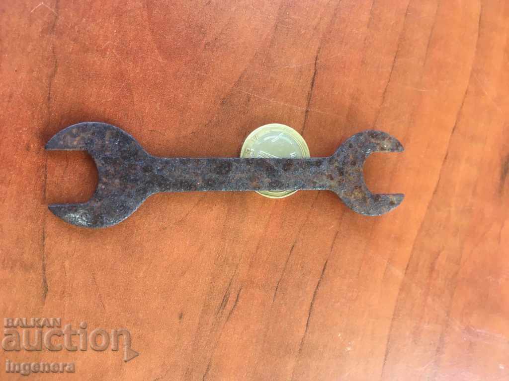 Auction WRENCH OLD TOOL Auction WRENCH OLD TOOL