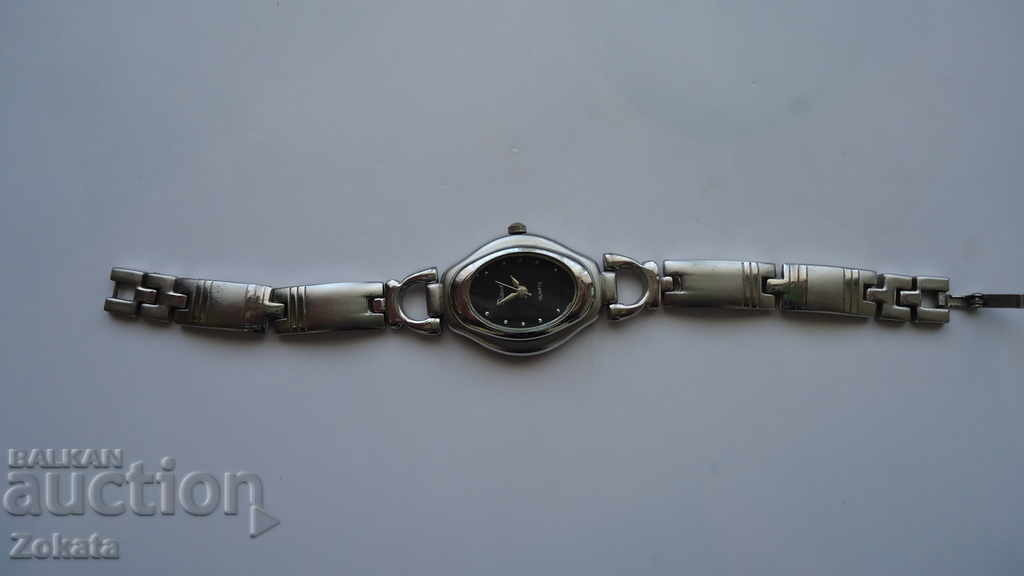 Delivery of DIANDI quartz watch. It works. Delivery of DIANDI quartz watch. It works.