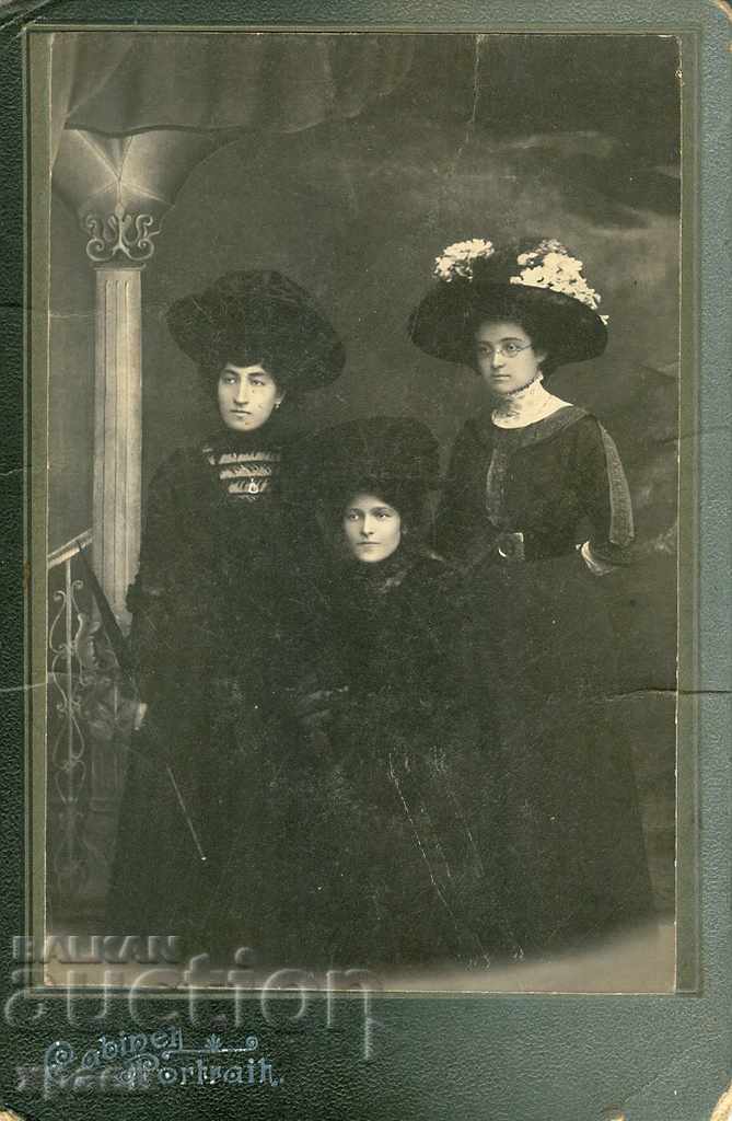 OLD PHOTO - CARDBOARD - 0908