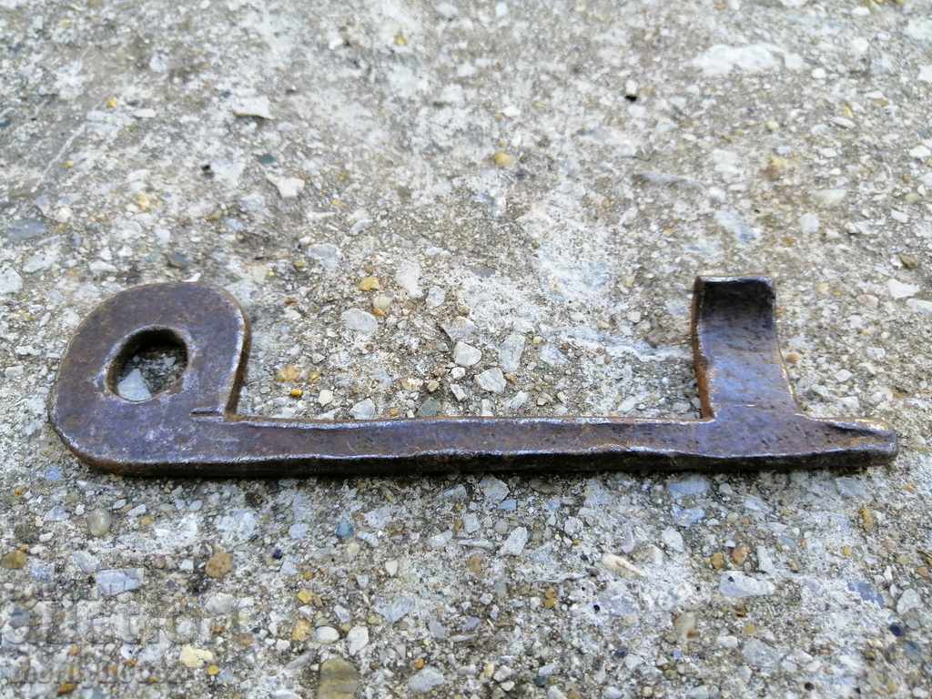 Старинен ръчнокован ключ - 7 Старинен ръчнокован ключ - 7