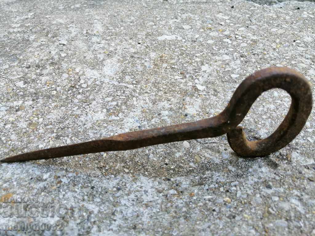 Δημοπρασία Παλιά σούβλα θανάτωση των ζώων σφυρήλατο σίδερο Δημοπρασία Παλιά σούβλα θανάτωση των ζώων σφυρήλατο σίδερο