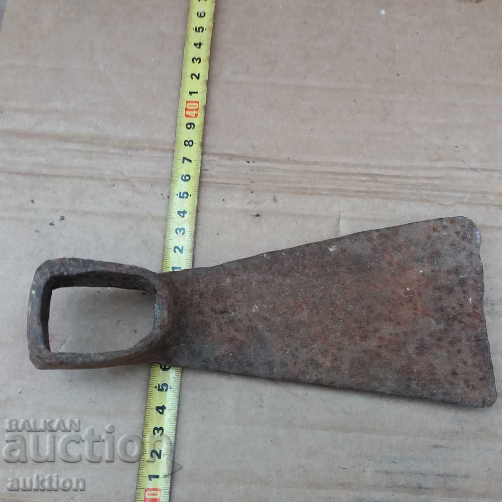 VECHE CULOARE FORGATĂ MASIVĂ - 6 VECHE CULOARE FORGATĂ MASIVĂ - 6