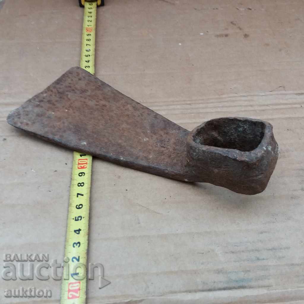 VECHE CULOARE FORGATĂ MASIVĂ - 7 VECHE CULOARE FORGATĂ MASIVĂ - 7