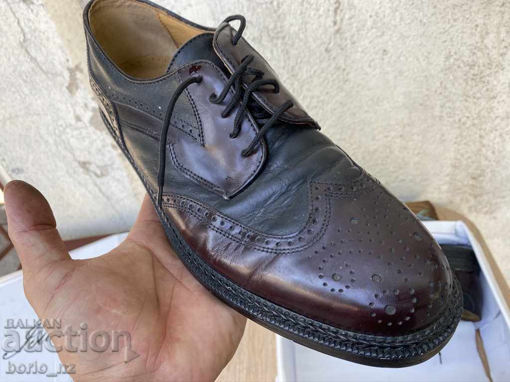 10381. Ιταλικά παπούτσια γνήσια δερμάτινη σόλα gyon 46 αρ