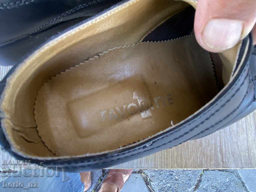 Delivery of 10405. LEATHER SHOES Delivery of 10405. LEATHER SHOES